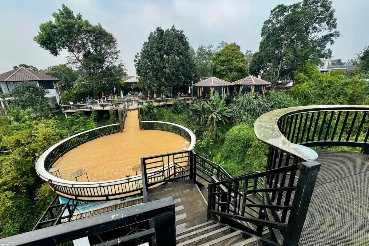 Cafe Hopping Experience in Paksong & the Bolaven Plateau