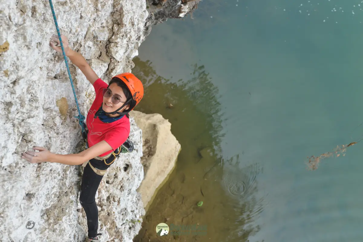 ปีนผาที่วังเวียง