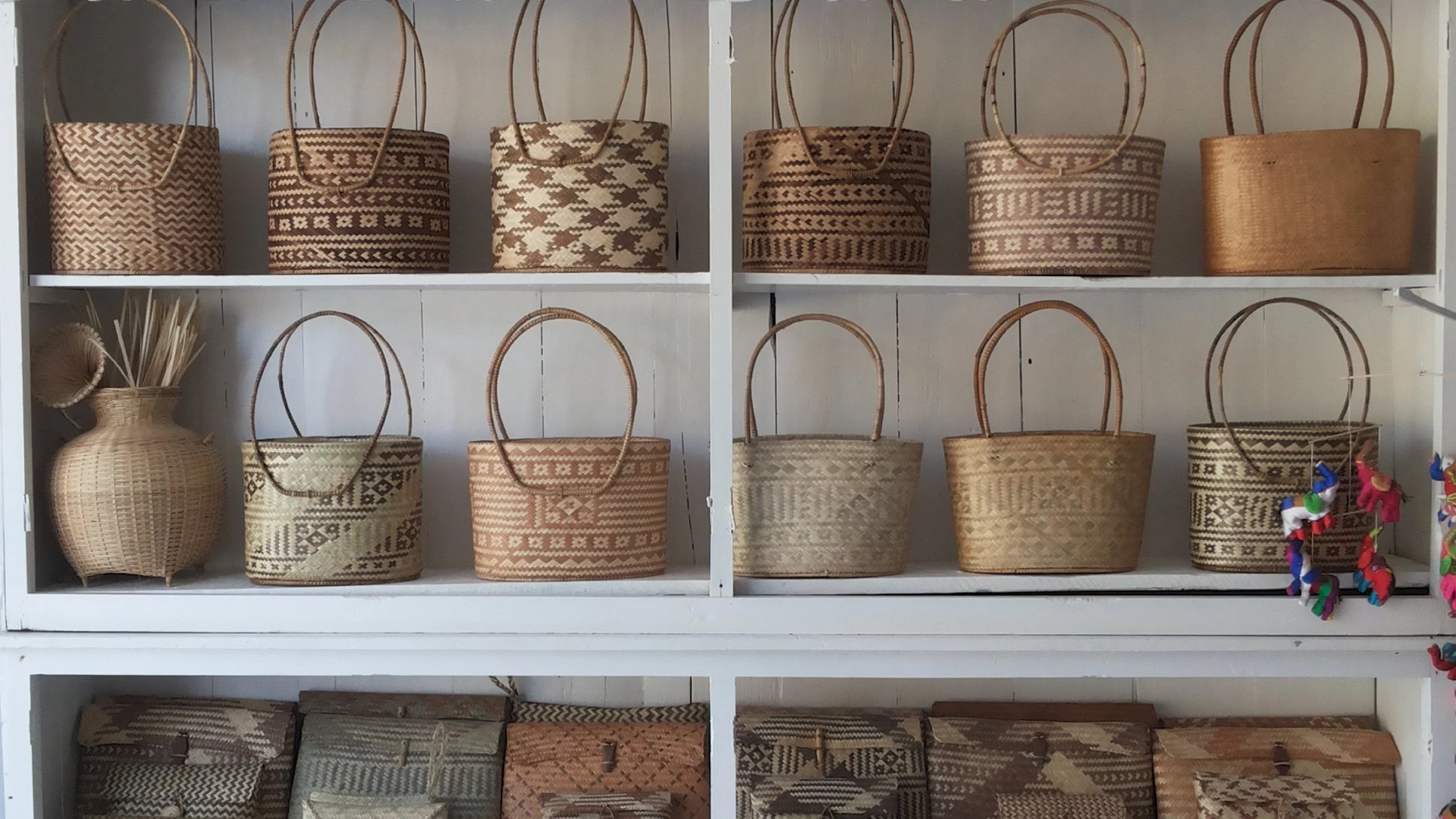 Lao handicrafts