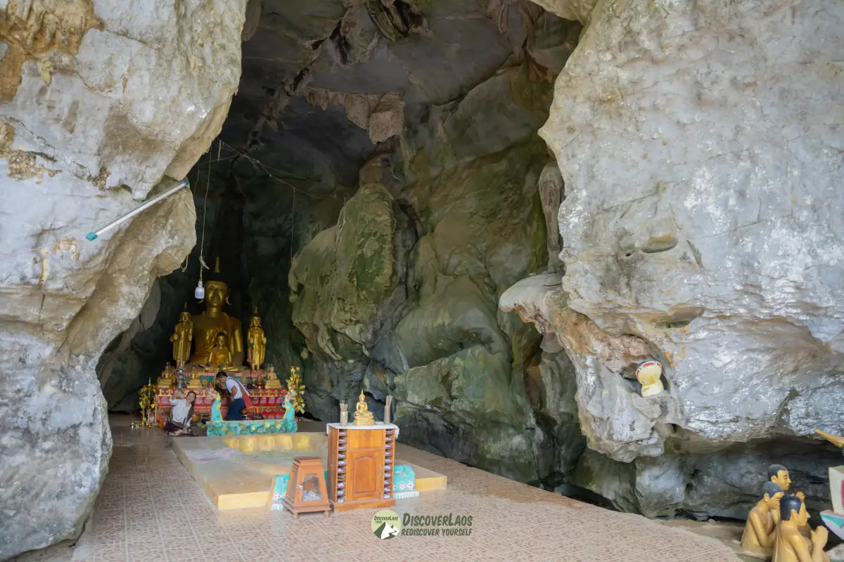 บ้านถ้ำช้าง