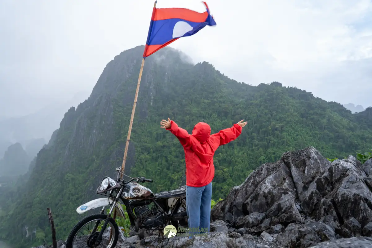 ผาเงิน (Silver Cliff)