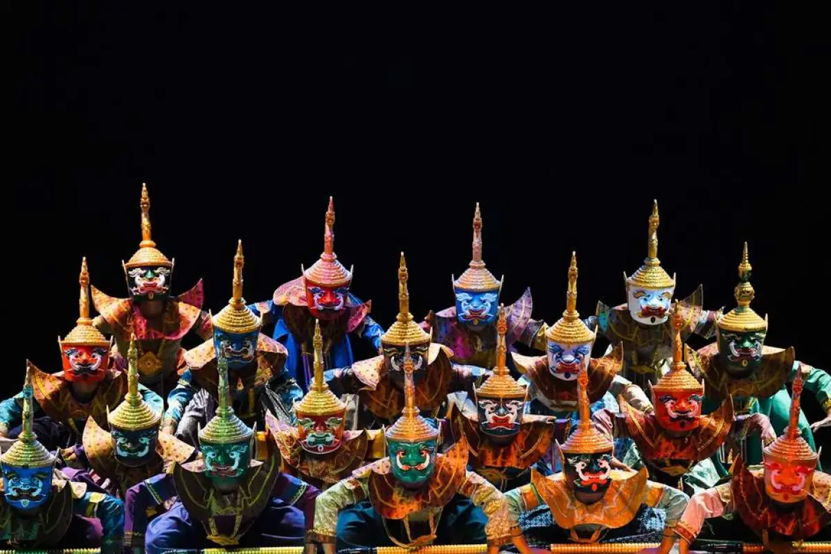 Luang Prabang Buddha's Light Stage Show