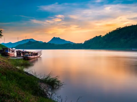 Private 2-Hour Sunset Cruise on Mekong River