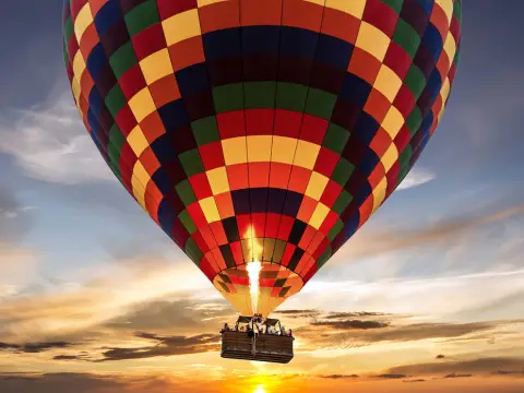 Afternoon Tethered Hot Air Balloon Rides in Vang Vieng