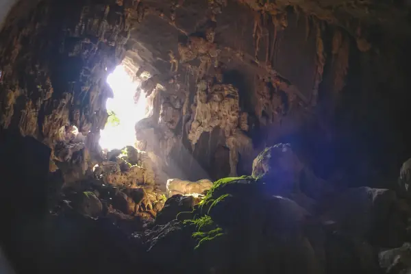 ຄວາມລັບທີ່ສວຍງາມຂອງທຳມະຊາດເມືອງວັງວຽງ