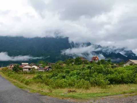 ปั่นจักรยานทัวร์วังเวียง