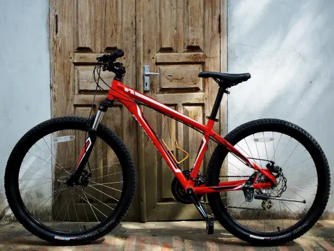 1 Day Mountain Biking, Kuang Si Waterfall, Bear Sanctuary & Mekong River Cruise