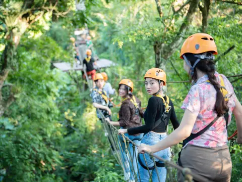 เดินทรงตัวบนเชือก