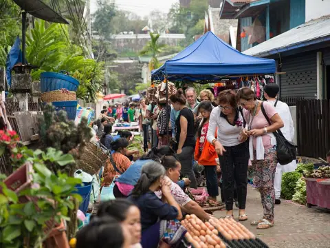 Half-Day Food Tasting at the Morning Market – Luang Prabang