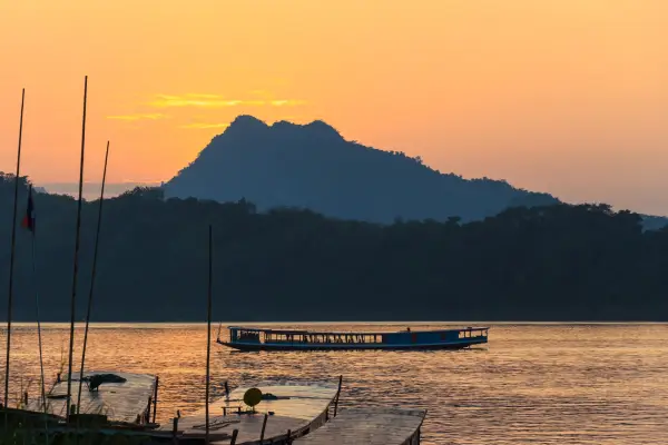 Private Sunset Cruise To Pak Ou Cave