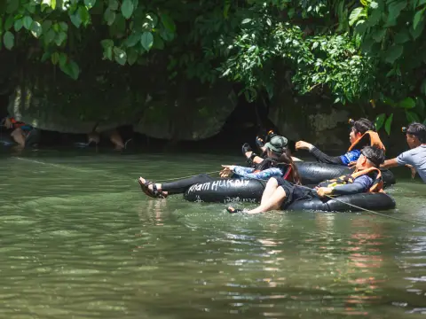 Half-Day Tubing inside Tham Nam Cave (Water Cave) in Vang Vieng