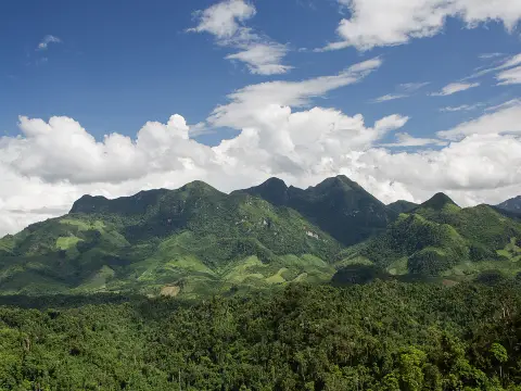 5-Day Nong Khiaw Adventure: Biking, 100 Waterfalls Trek & Kayaking