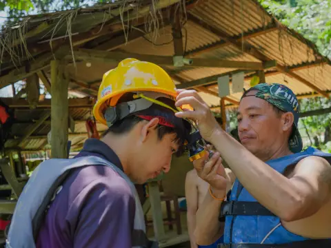 พายเรือคายัค > ถ้ำนางฟ้า > ล่องห่วงยางในถ้ำนอน > อาหารกลางวัน > พายเรือคายัค > บลูลากูน 1 เต็มวัน