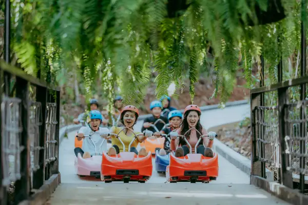 Playing Luge (One-round) at Nam Pien Yorlapa