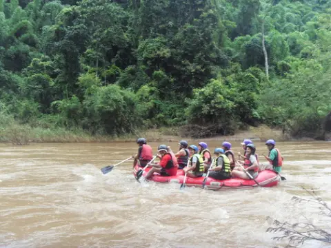 2-Day Namtha River Kayaking & Jungle Trekking Adventure – Luang Namtha
