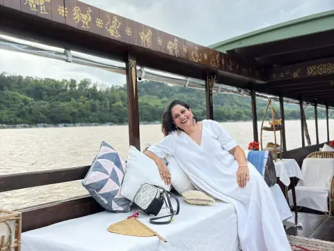 Exclusive Morning Cruise to Pak Ou Cave: A Private Half-Day Journey